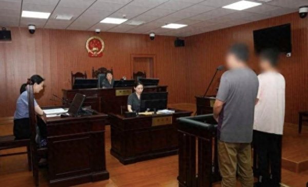 睿新策略 邀请好友到自家小院坐坐，男子竟掏出自家种的这样东西招待……