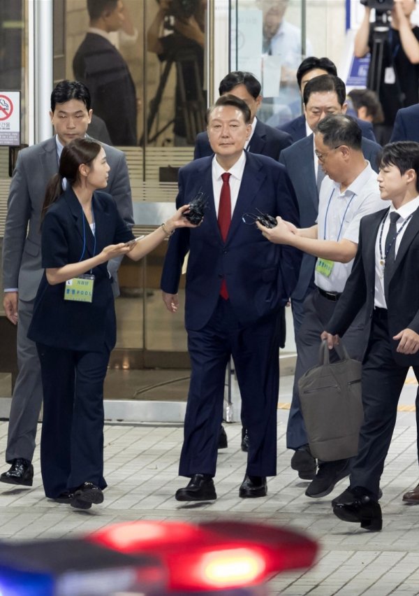 海陆证券 尹锡悦再被逮捕后：以健康为由缺席庭审，被拘在无空调的单间